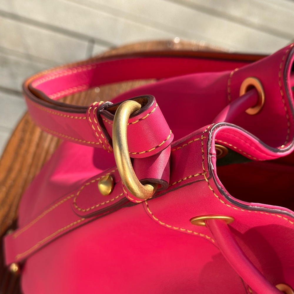 Dooney & Bourke Fuchsia Pink Florentine Whipstitch Bucket Drawstring Bag EEUC - Picture 4 of 11